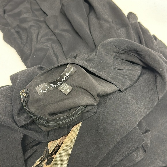 For Love & Lemons Emilia Romper Jumpsuit Shorts Long Sleeve Floral  Black Medium - Picture 7 of 7